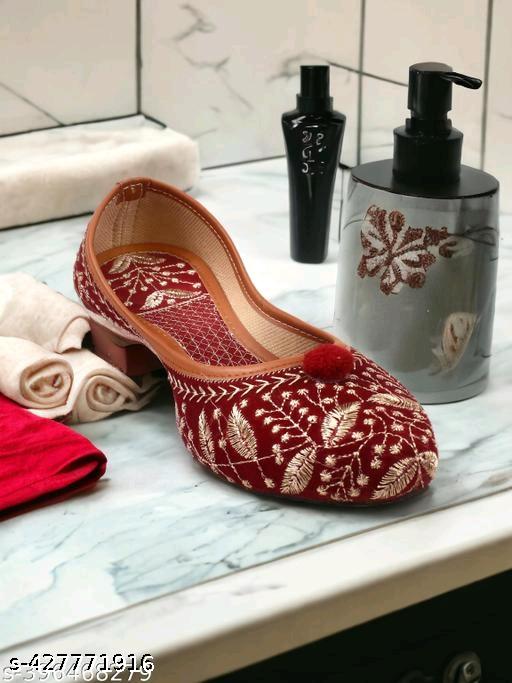 Women's Ethnic Jutti & Mojari - Unixkart - View 4