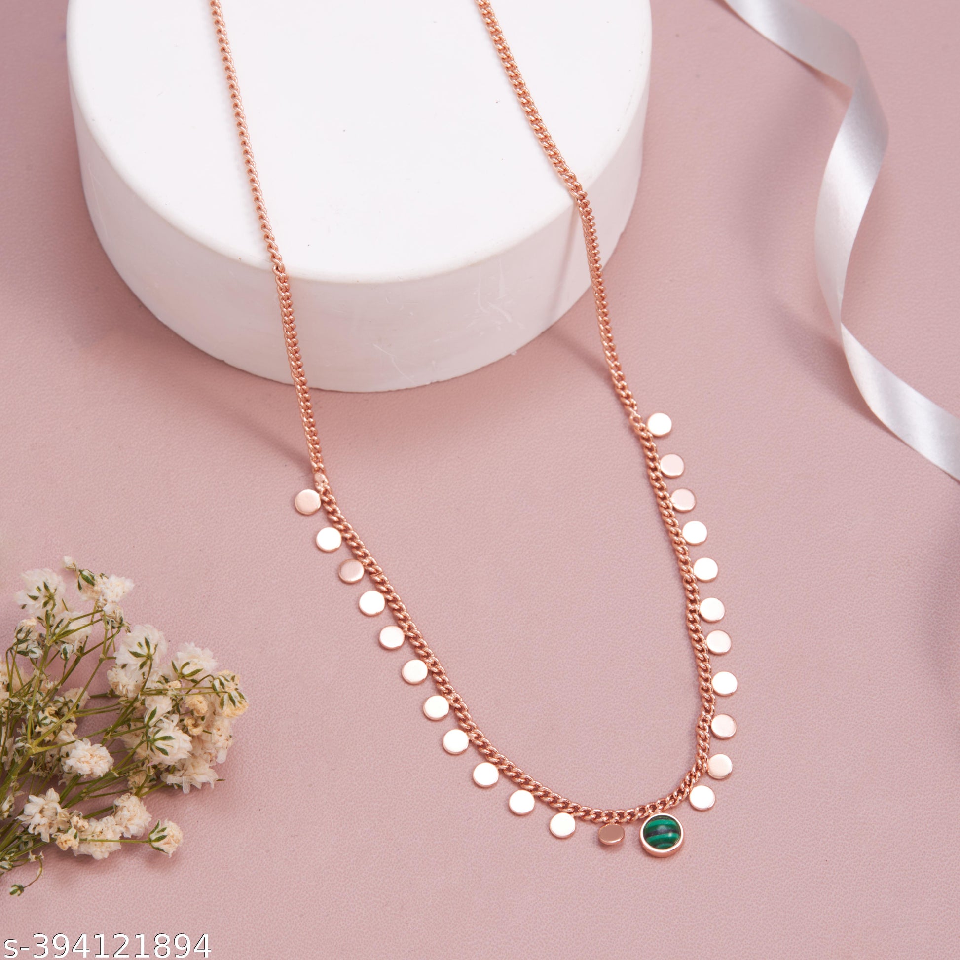 Elegant Rose Gold-Plated Tanmaniya Chain with Minimal Round Disc Charms and Green Stone Accent for W - Unixkart - View 4