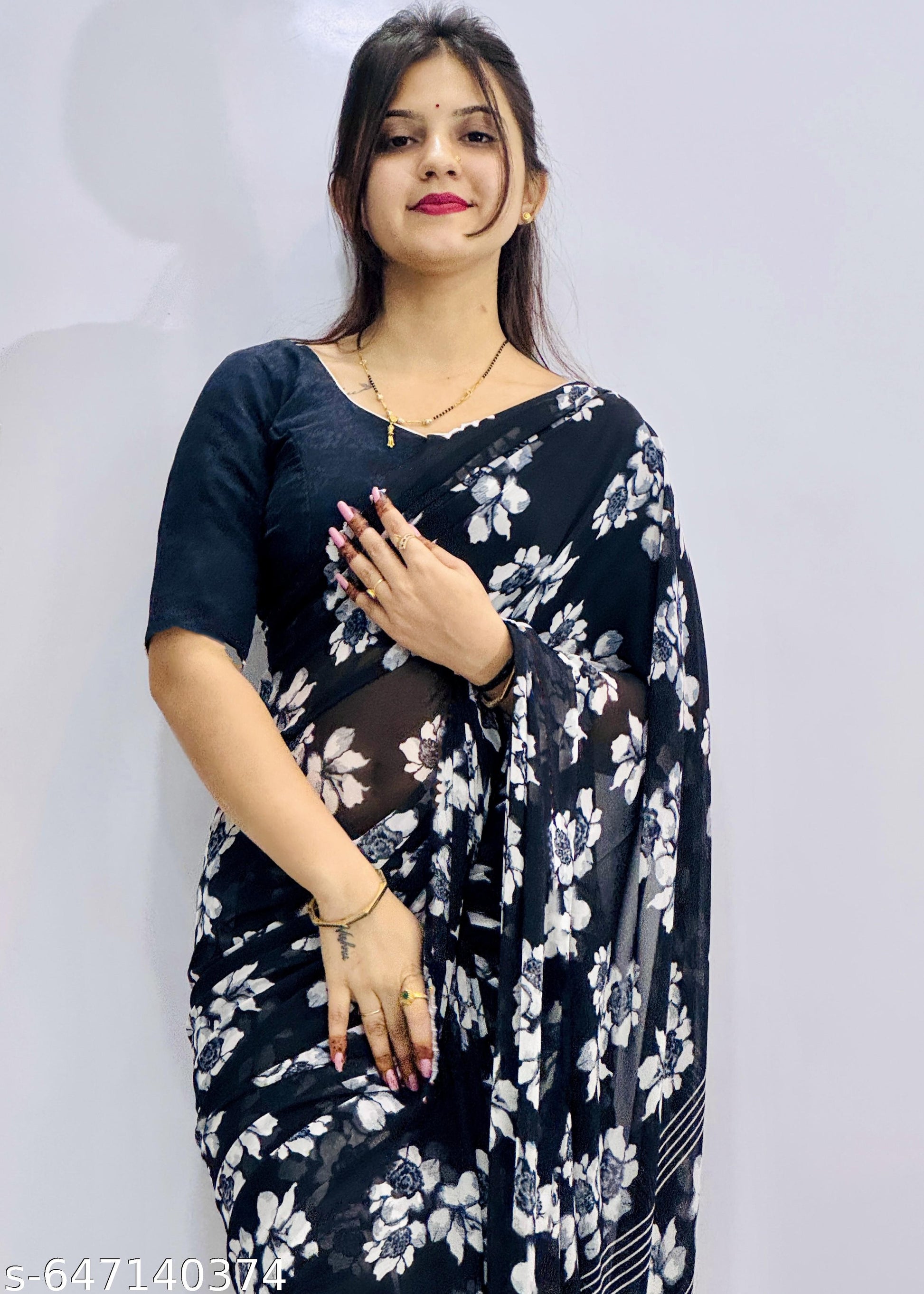 Black Weightless Printed Georgette Saree - Unixkart - View 4