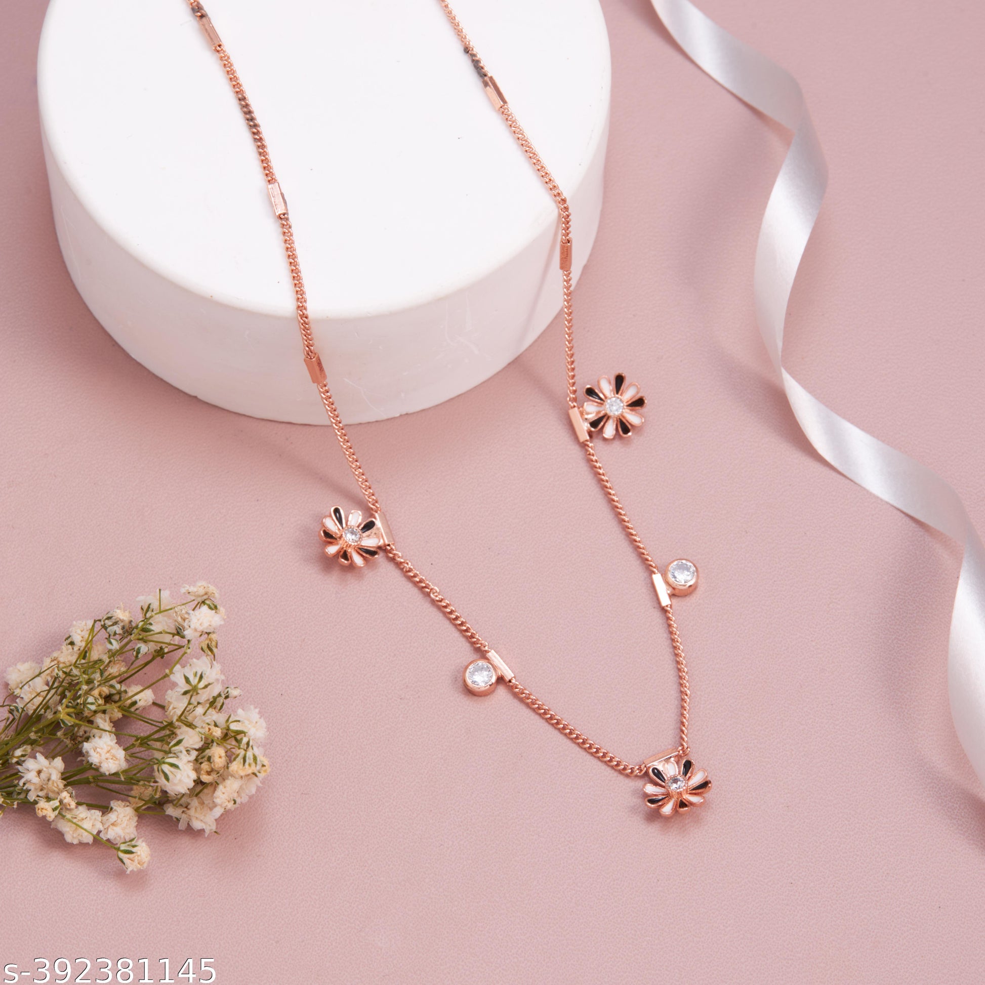 Rose Gold Tanmaniya Necklace - Unixkart - View 4