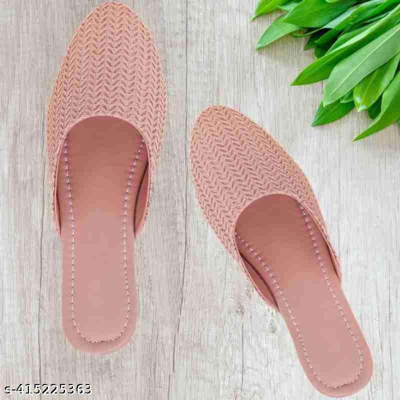 Women's Ethnic Jutti & Mojari - Unixkart - View 4