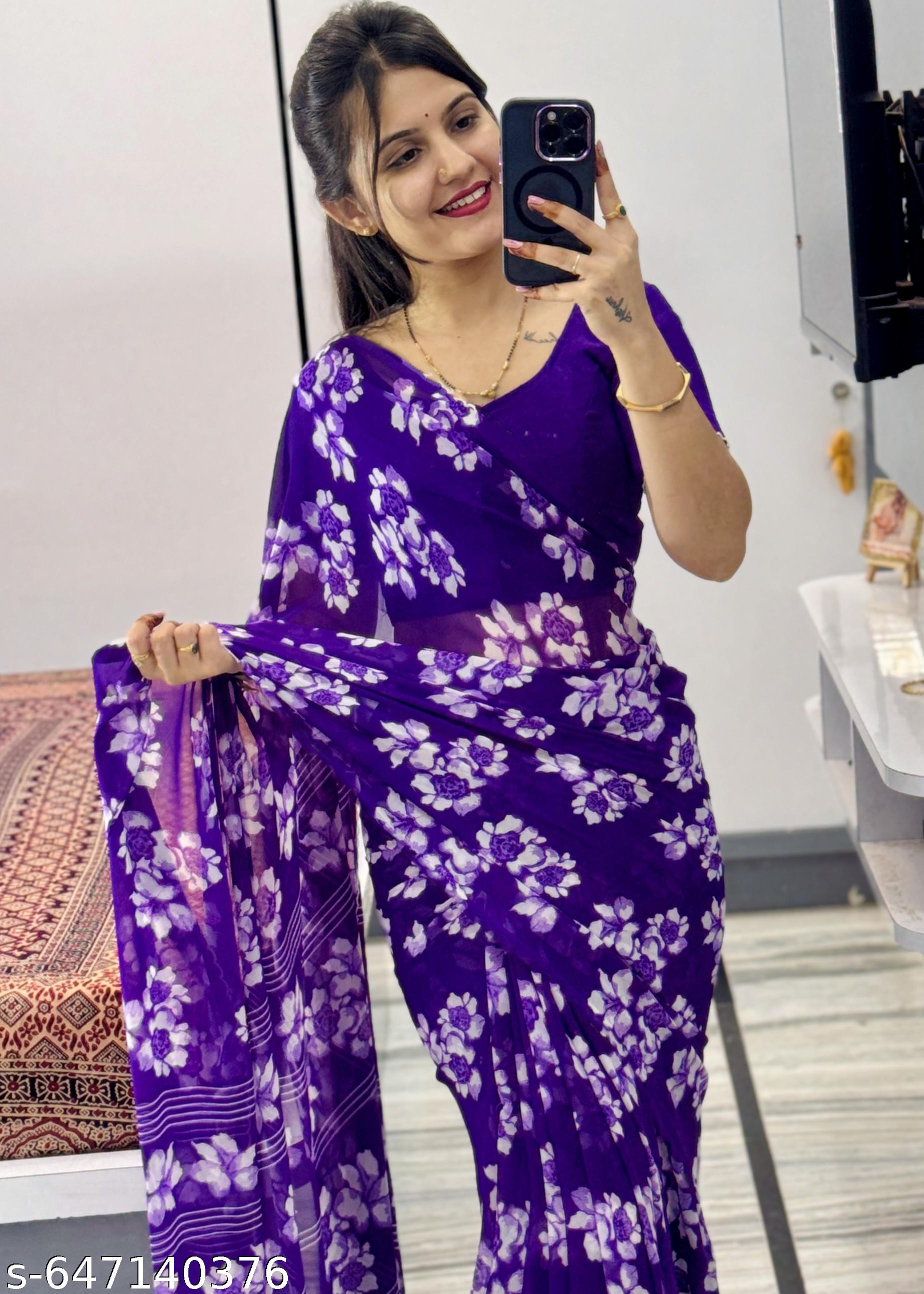 Lavender Weightless Printed Georgette Saree - Unixkart - View 4