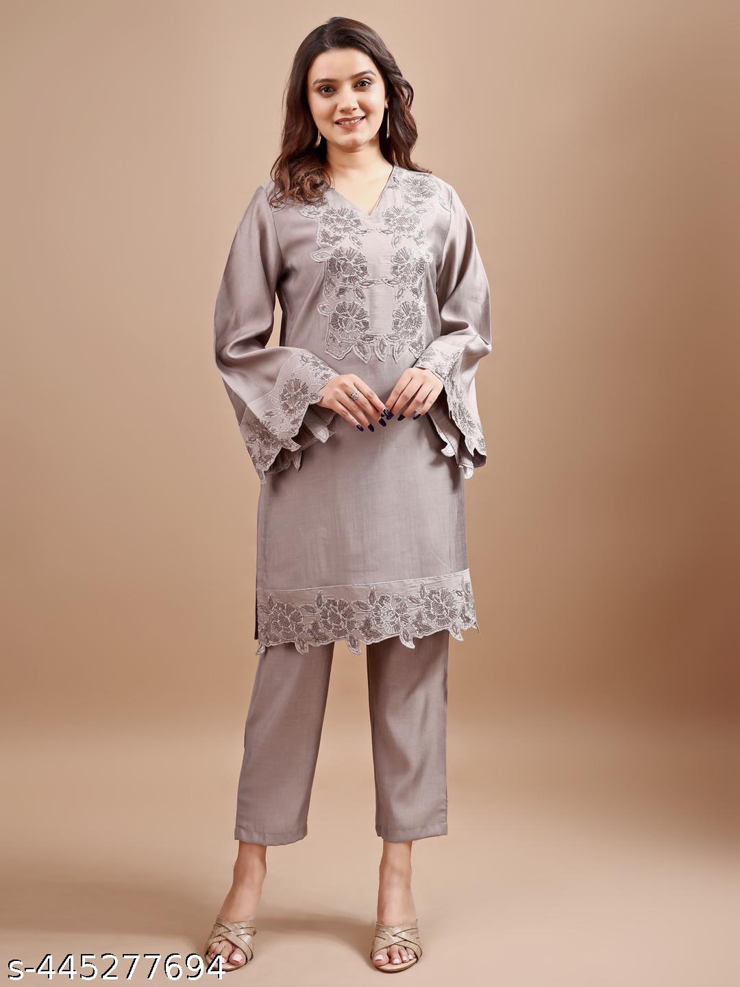 Grey Silk Blend Sequins Embroidery Tunic With Trouser Set view 4