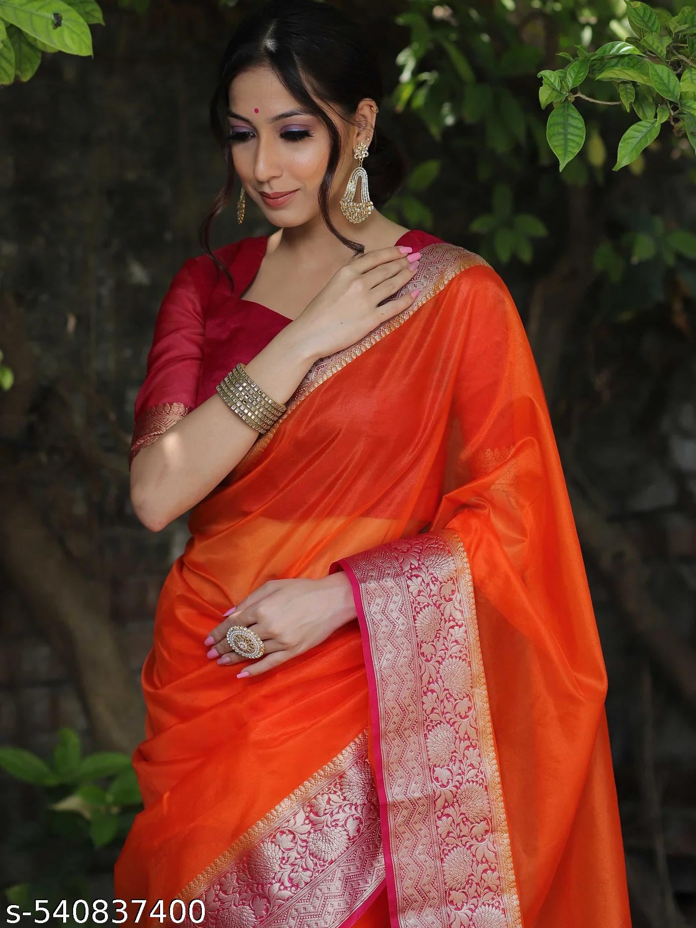 Silk Blend Saree with Golden Zari Border - Unixkart - View 4