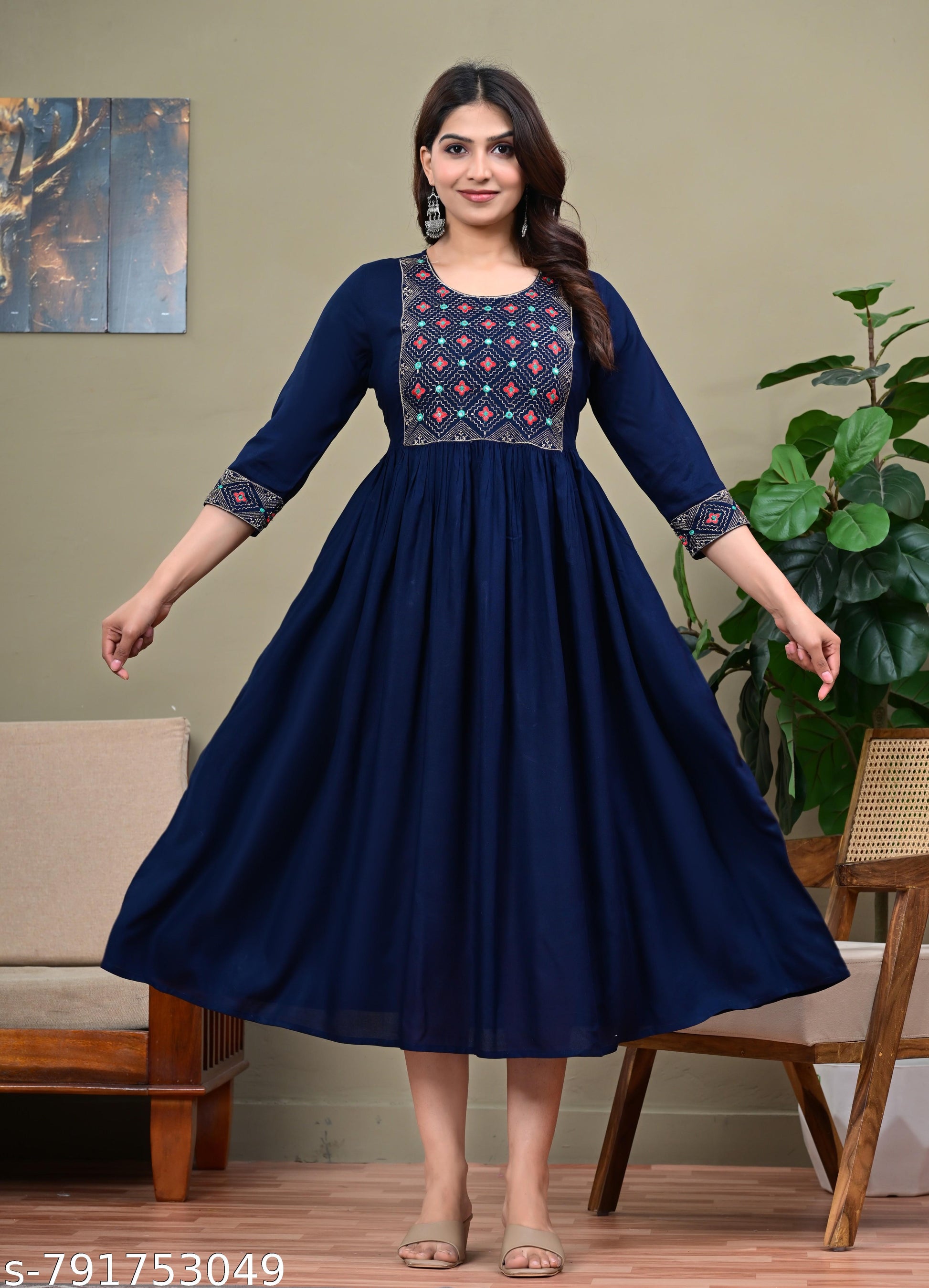 Women's Embroidery Kurti - Unixkart - View 4