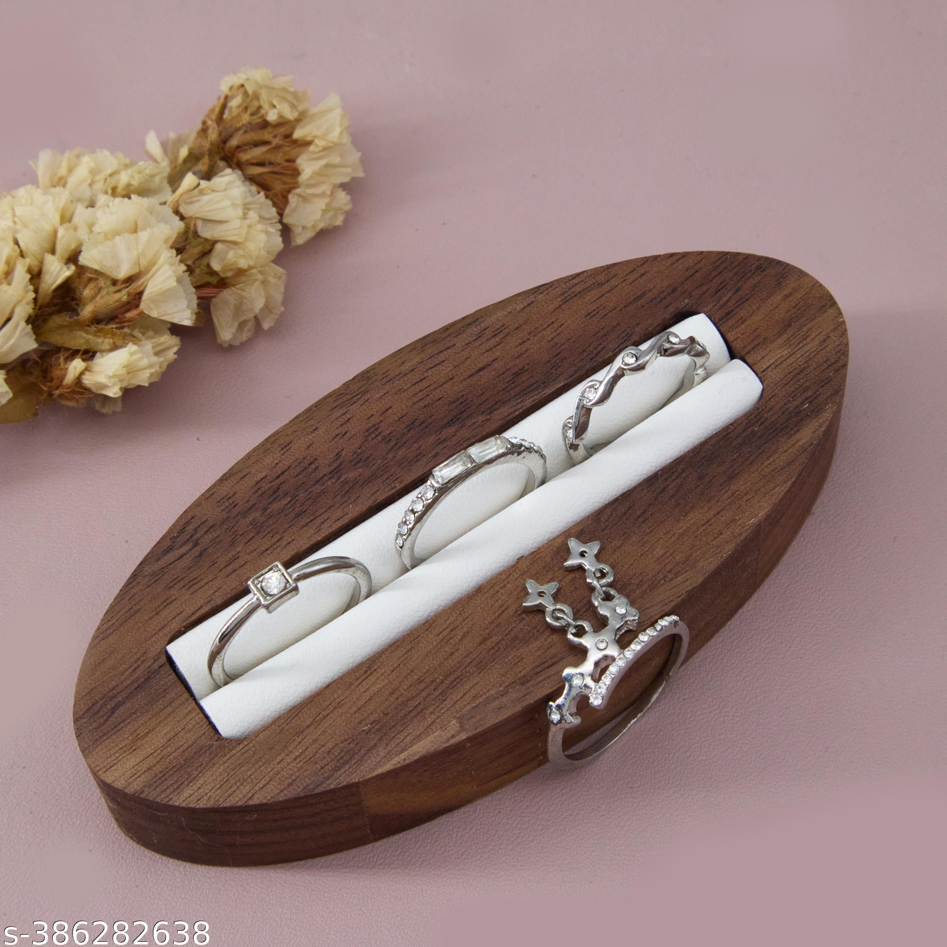 Twinkling Bejeweled Rings - Unixkart - View 4