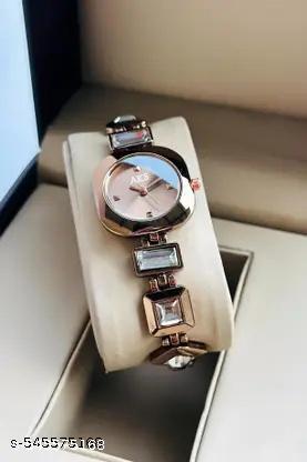 Stylish Women's Analog Wristwatch - image 4