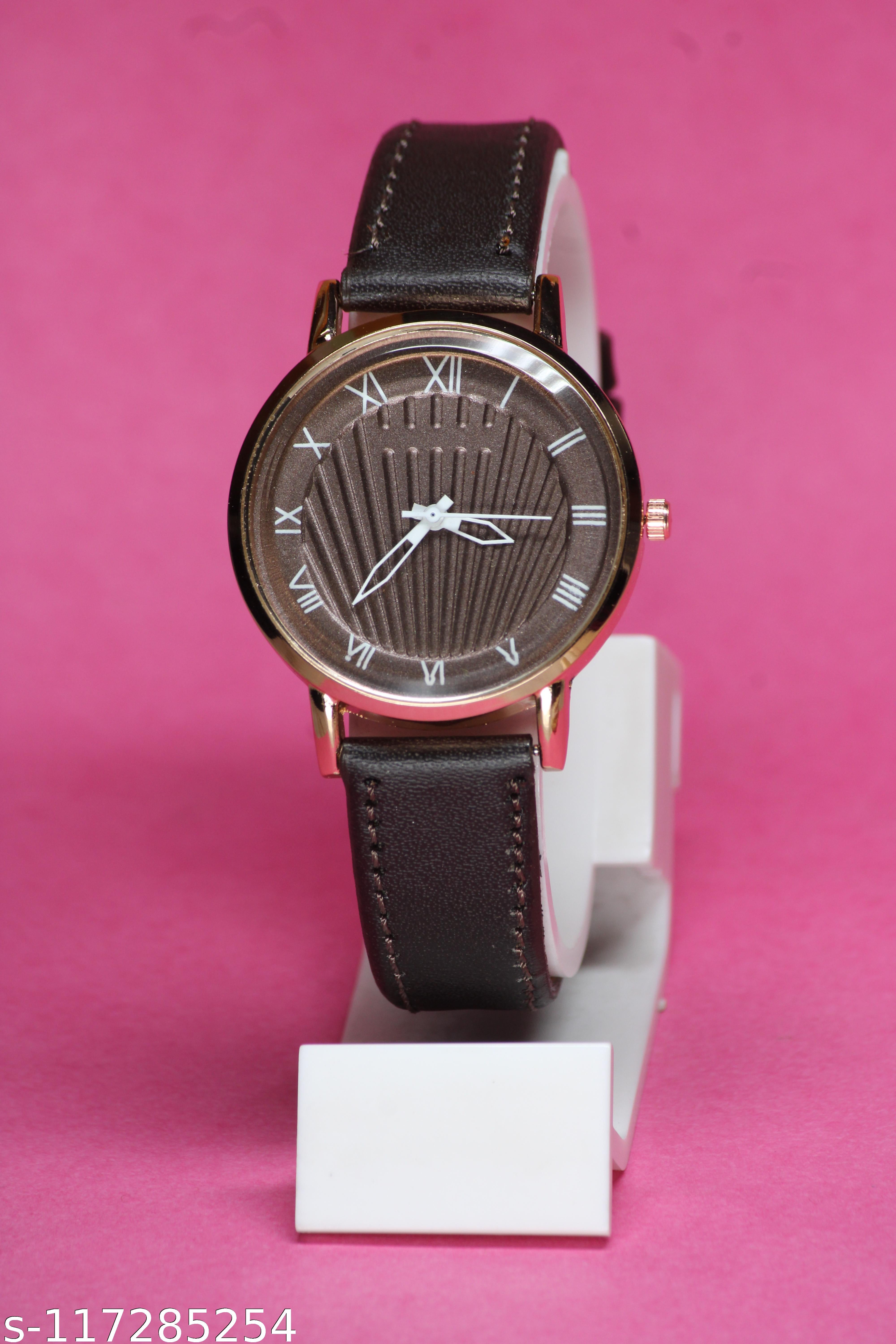 Fancy Leather Belt Attractive Round Dial Analog Watches for Women - Image 4