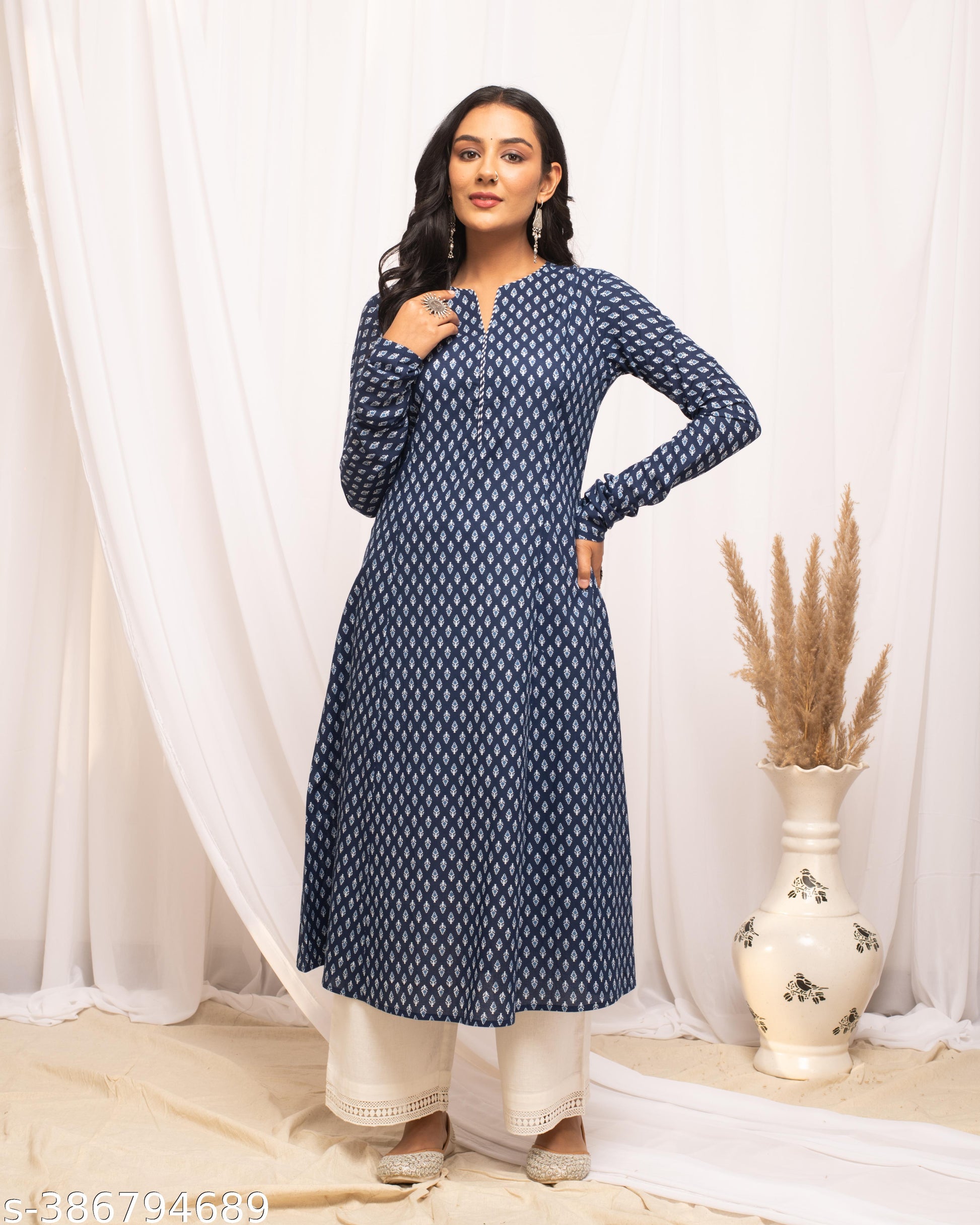 Floral Printed Navy Blue Cotton A-Line Kurta for Women view 4