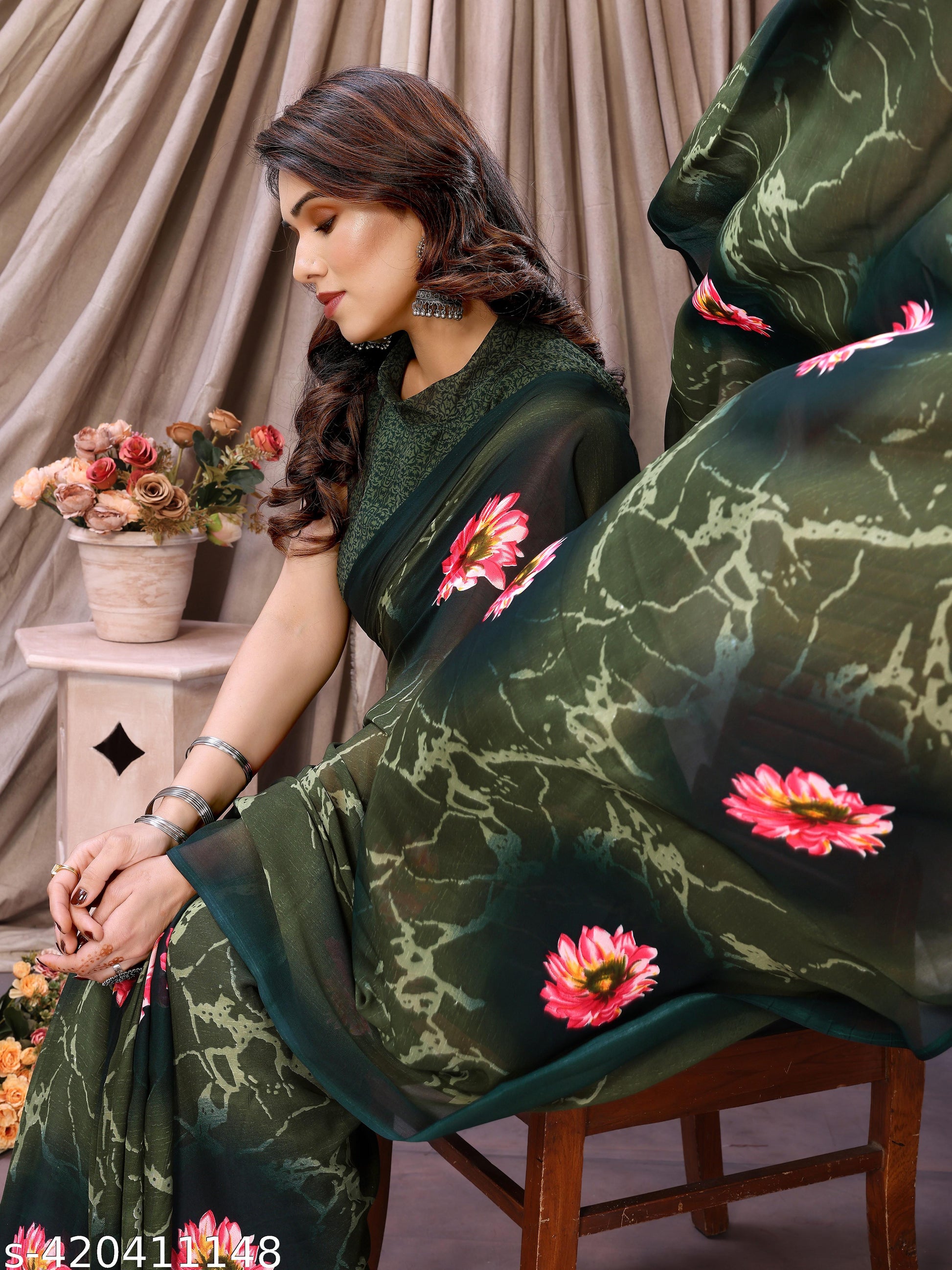 Women's Bollywood Daily Wear Floral Printed Maroon Georgettete Saree with Unstitched Blouse Piece - Unixkart